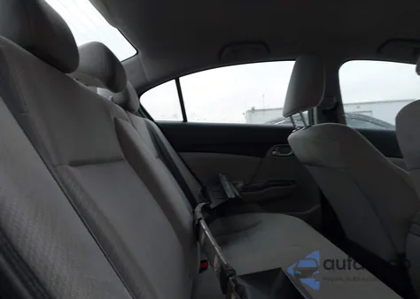 2013 Honda Civic Lx z USA, uszkodzony, nr VIN 19XFB2F53DE013213